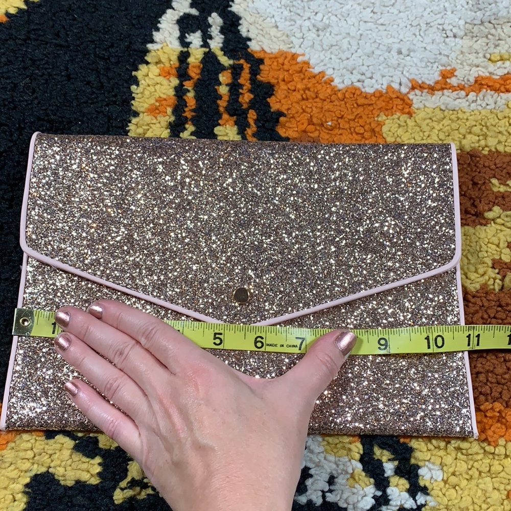 Glam Gal, A NEW DAY, sparkly, envelope clutch!! - Picture 7 of 9